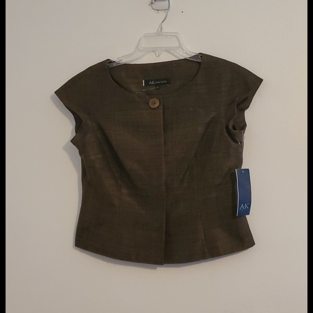 NWT Ann Klein Short Sleeve Jacket Top Size 8
